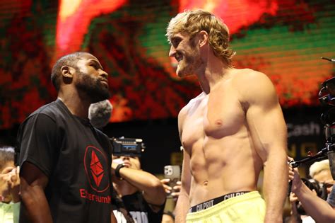 Floyd Mayweather vs. Logan Paul prop bets include Paul as 6.